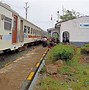 Terminal.Kereta Api.Jakarta Bandung